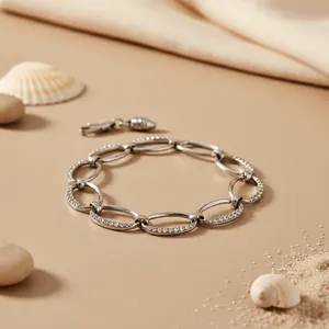 Pulsera de Eslabones Ovalados con Baño de Rodio para Mujer, con Diamantes Redondos de Corte Brillante Engastados en Canal, Estilo Clásico, Joyería para Fiestas - Product Image 3