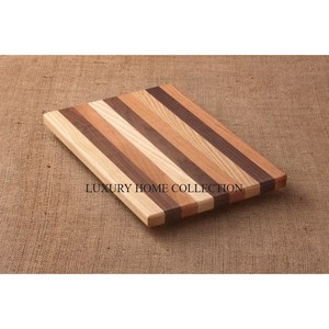 Tabla de cortar de madera antibacteriana hecha de materiales higiénicos, ideal para mantener la limpieza en su cocina - Product Image 3