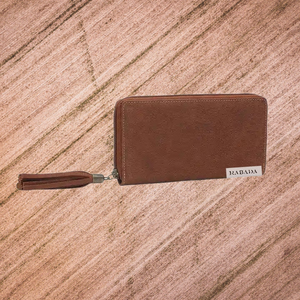 Superior Quality Western Cowgirl Genuine Leather <b>Wallet</b> With Hand Carved & Tassel Design Manufacturer and Wholesaler - Product Image 2