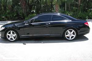 Mercedes-Benz CL550 d'occasion 2010, conduite à gauche/droite - Product Image 2