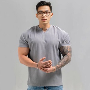 Camiseta de gran tamaño personalizada de algodón con gráfico pesado de 300 Gsm para hombre con estampado desgastado con logotipo frontal - Product Image 2