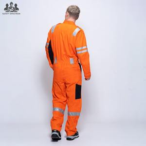 Overoles de Seguridad de Poliéster Resistentes al Agua y Transpirables |   Traje de Protección Industrial OEM |   Personalizable |   Fábrica - Product Image 2