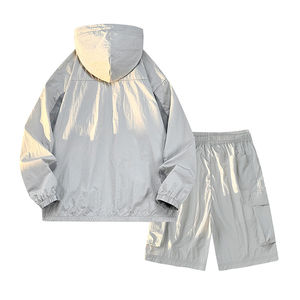 Coupe-vent d'été 2 pièces pour hommes Veste à capuche légère avec short cargo - Product Image 3