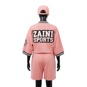 Ensemble short de baseball pour femme, polyester interlock de haute qualité, 180 g/m², rose pâle, logo brodé personnalisé, ensembles pour femmes - Product Image 2