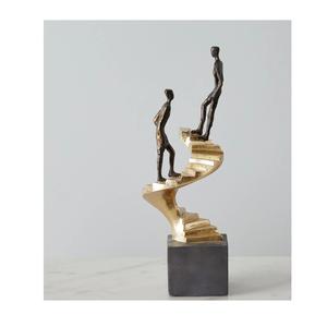 Sculpture minimaliste en aluminium coulé, créée pour des environnements contemporains, avec des proportions équilibrées et un calme artistique. - Product Image 4