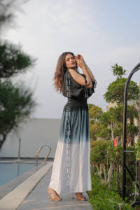 ชุดเดรสผ้าเรยอนสำหรับผู้หญิงใส่ไปงานปาร์ตี้ประดับพู่ - Product Image 2