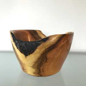 Cuenco de madera tallada en resina y madera de acacia maciza con forma de corazón de diseño decorativo con cuenco de madera con acabado Natural DE LA India - Product Image 6