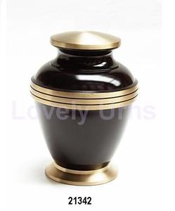 Urnas de cremación negras de latón macizo para cenizas humanas con bolsa de terciopelo - Product Image 1