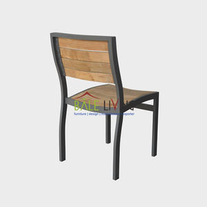 Chaise d'extérieur Catalina au design minimaliste en bois massif durable de la meilleure qualité d'Indonésie - Product Image 3