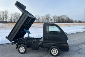 Abordable pour conduire |   Conduite à gauche |   Conduite à droite |   1997 MITSUBISHI MINICAB DUMP TRUCK 4WD - Product Image 2