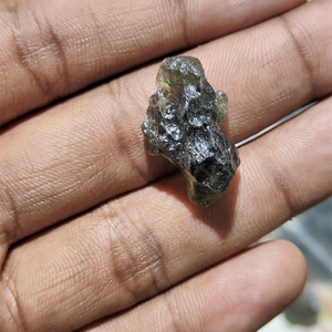 ขายส่งคุณภาพที่ดีที่สุดจี้คริสตัล moldavite พลอยตัดวงรีมากสำหรับทำเครื่องประดับขายส่งจำนวนมากเครื่องประดับ moldavite - Product Image 3