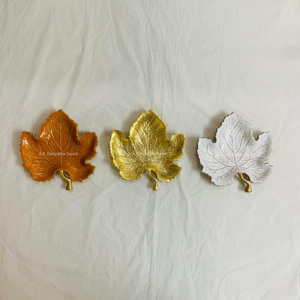 Assiette feuille d'or pour servir des noix et des bonbons Nouveau bol de service de chocolat pour dessert Plateau de table pour traiteur - Product Image 6