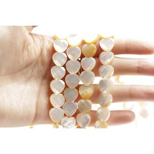 Perles en vrac en forme de cœur scintillant - Product Image 6