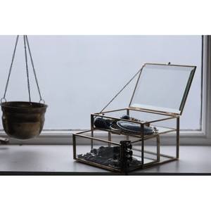 Top New arrival three section decorative Glass jewelry <b>gift</b> <b>boxes</b> hot selling gold <b>cheap</b> rates jewelry box for Display - Product Image 2