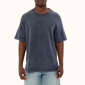 Small MOQ 220g Washed Distressed 100% Cotton <b>Retro</b> T-shirt Small Shoulder Short Sleeved Heavyweight Knitted <b>Fabric</b> Good Service - Product Image 1