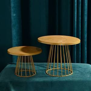 Modern wire <b>cake</b> <b>stand</b> with elegant design for desserts and stylish table presentation - Product Image 2