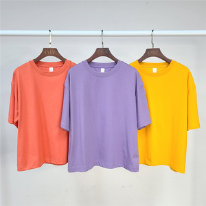 Best Seller Moda 205gsm 100% Algodón Impreso Oem logo Loose Plain Blank Girls Short Length Women Top T-shirt para hombres - Product Image 1