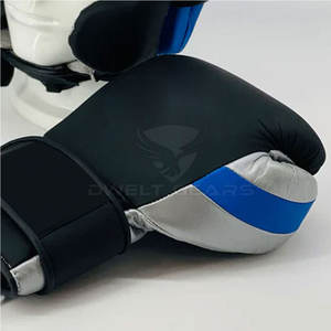 DWELT GEARS Conjuntos de boxeo ganadores de logotipo personalizado de alta calidad Cuero genuino Negro Cordones Sparring Gear Transpirable Cómodo para - Product Image 2