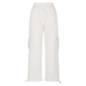 Pantalones elásticos de estilo yoga que ofrecen flexibilidad y comodidad a las mujeres para uso activo y de salón. - Product Image 5