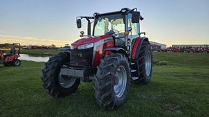 Tracteur agricole d'occasion Massey Ferguson 55 CV 4x4 à transmission par engrenages - Product Image 6