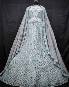 ชุดเลเฮนกาโชลีงานปักเลื่อมหนักทันสมัย ยาว 3 เมตร พร้อมผ้าคลุมไหล่แบบสี่ด้าน ผ้าเน็ตสำหรับงานปาร์ตี้ - Product Image 3