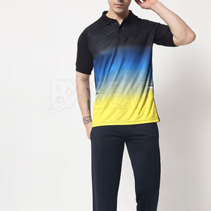 Camiseta Polo de hombre de estilo moderno con diseño clásico de manga corta de tela suave ideal para ropa informal - Product Image 5