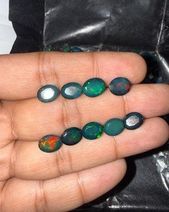 Opale éthiopienne noire naturelle taillée, lot de pierres de 145 carats, taille MM mixte, opale de feu multicolore pour la fabrication de bijoux, vente en gros d'opale - Product Image 5