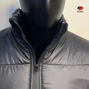 Chaqueta Acolchada Informal para Hombre, Marca Ryan Pro Gear, con Logotipo Personalizado, Sólida, Impermeable, con Cierre de Cremallera y Capucha - Product Image 2