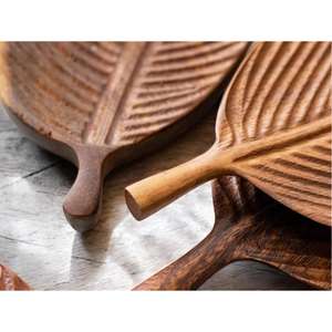 Elegante plato de madera de acacia para servir, bandeja de hojas de madera duradera de alta calidad para aperitivos, magdalenas, pasteles, decoración del hogar - Product Image 6