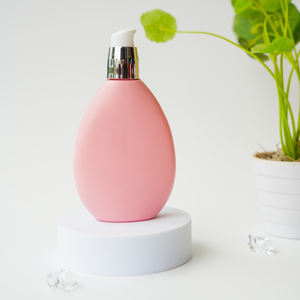 Molde listo para botella de plástico HDPE en forma de lágrima de 120ml de suministro OEM para Gel de ducha o suero Contáctenos para una oferta de precio barato - Product Image 1