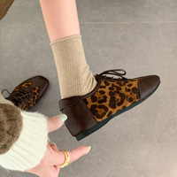 Nouvelles Chaussures Décontractées Polyvalentes pour Femmes, Imprimé Léopard, Contraste de Couleurs, Style Rétro, à Lacets, Collection Été 2026, Stock International