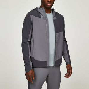 Chaquetas Cortavientos para Hombre de Alta Calidad con Cremallera Delantera, Puños Ajustables en Forma de Capucha, Logotipo Personalizado, Impermeables y Ligeras - Product Image 2