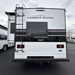 Nouveau modèle 2026 E-a-s-t To W-e-s-t C-o-l-l-e-g-e A-v-e-n-u-e 2951O-K Camping-car : Meilleure option disponible - Product Image 1