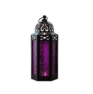 Linterna de hierro de metal duradero con un encanto del viejo mundo y elegantes recortes de inspiración floral para noches de ensueño con velas - Product Image 1