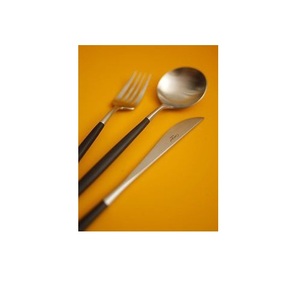 ชุดเครื่องใช้บนโต๊ะอาหารโลหะสำหรับรับประทานอาหารชุดช้อนส้อมโลหะผิวด้านสำหรับใช้ในชีวิตประจำวัน - Product Image 2