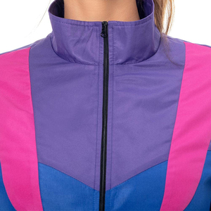 Ensemble de survêtement pour femmes imprimé par sublimation avec logo personnalisé, survêtement d'entraînement en coton et polyester imprimé intégral personnalisé - Product Image 6