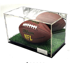 Elegante caja de exhibición de acrílico 2025 con acabado de rubí a prueba de polvo y humedad para coleccionistas deportivos - Product Image 3