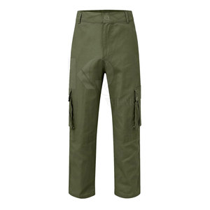Pantalon cargo pour homme d'inspiration utilitaire, design de poches élégant, coupe confortable, idéal pour les voyages, les tenues décontractées et les aventures en plein air - Product Image 4