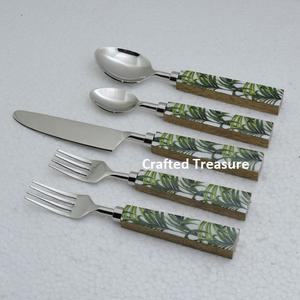 Look de luxe poignée en acrylique argenterie couleur blanche transparente ensemble de 5 pièces 18/10 couverts en acier inoxydable maison et hôtel - Product Image 6