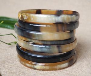 Bracelets en corne de buffle naturelle, fabrication artisanale de bijoux en corne de buffle - Product Image 5