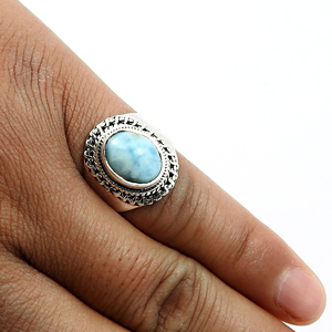 Anillo de forma ovalada de piedra preciosa Larimar Natural de Plata de Ley 925 de buena calidad, fabricante de joyería de diseño de pedido personalizado - Product Image 3