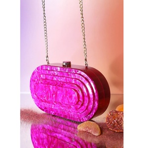 Sac à main en résine Pochette de demoiselle d'honneur de mariage vintage de créateur Sac exclusif pour femme à la mode - Product Image 1