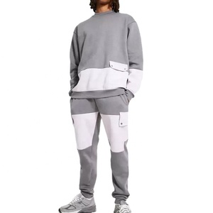 Conjunto Deportivo de Dos Piezas para Hombre, Invierno, con Logotipo Bordado, Sudadera con Capucha y Pantalones Cargo, Algodón y Poliéster - Product Image 1