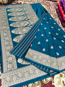 Hermoso y Muy Solicitado Saree Mashrow Banarasi, Tejido Powerloom, Tela de Seda Suave y Lisa, para Fiestas y Ocasiones Tradicionales - Product Image 3