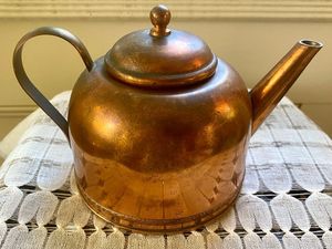 Théière en cuivre fini de qualité supérieure fabriquée à la main pour un usage d'affichage de luxe ou comme pièce de collection dans les cuisines rustiques ou vintage - Product Image 6