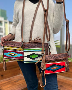 มาใหม่ล่าสุดกระเป๋าถือ Jacquard สีน้ําตาลสลิงโบฮีเมียนมือเครื่องมือแกะสลักกระเป๋าสไตล์ร้อนขายกระเป๋าสําหรับสตรี - Product Image 4