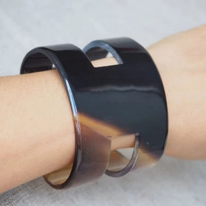 Brazaletes de Cuerno de Búfalo Natural, Joyería Artesanal de Cuerno de Búfalo - Product Image 1