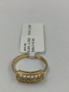 Elegantes anillos de diamantes de oro rosa para mujer Diseño elegante con diamantes certificados IGI - Product Image 3