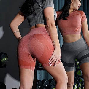 Conjunto de pantalones cortos de yoga para mujer de color sólido de talla grande, el mejor material hecho, MOQ bajo, conjunto de pantalones cortos de yoga para mujer - Product Image 6