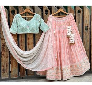 DESGASTE DE NOVIA PESADO BORDADO SECUENCIA TRABAJO LEHENGAS CHOLI CON DUPATTA - Product Image 2